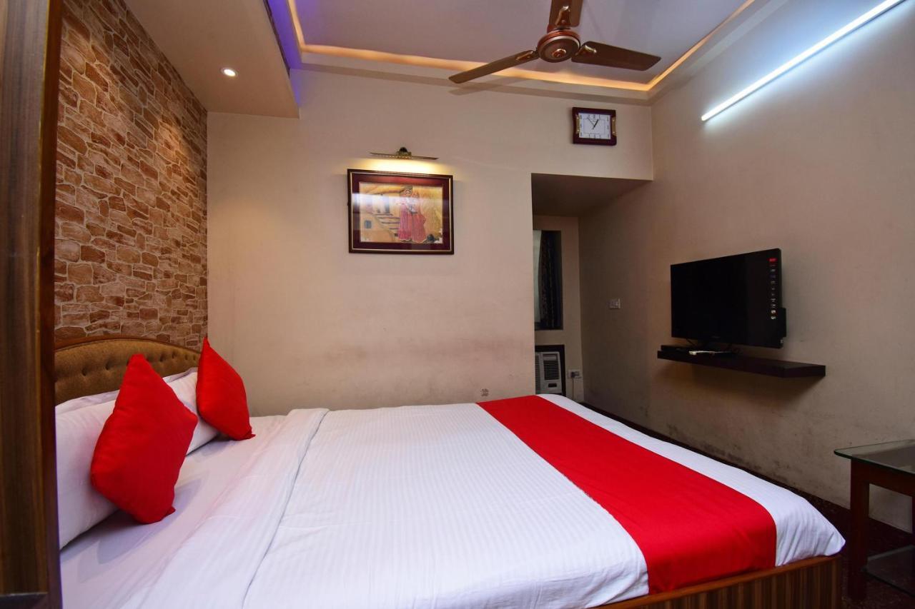 Oyo 2510 Near Camac Street Hotel Calcutta Exterior foto
