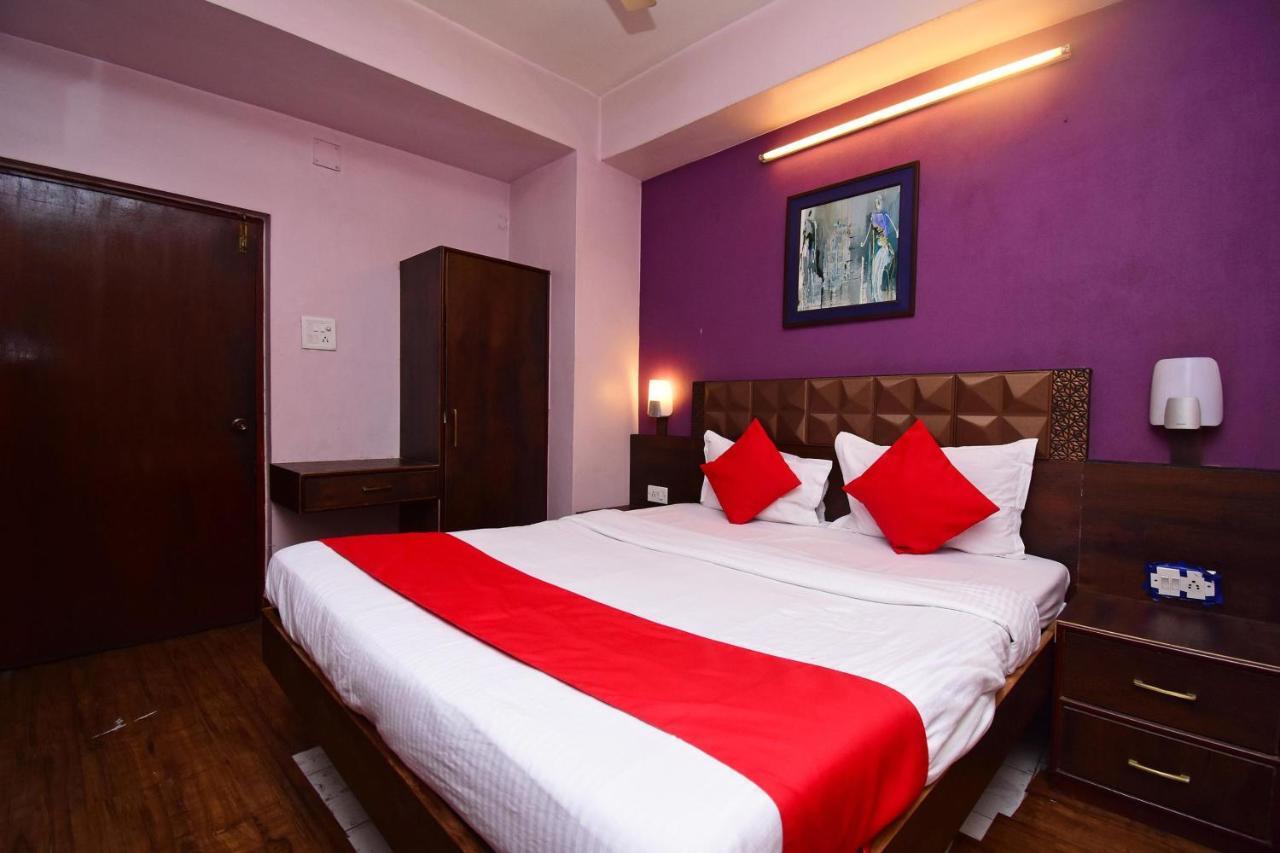 Oyo 2510 Near Camac Street Hotel Calcutta Exterior foto